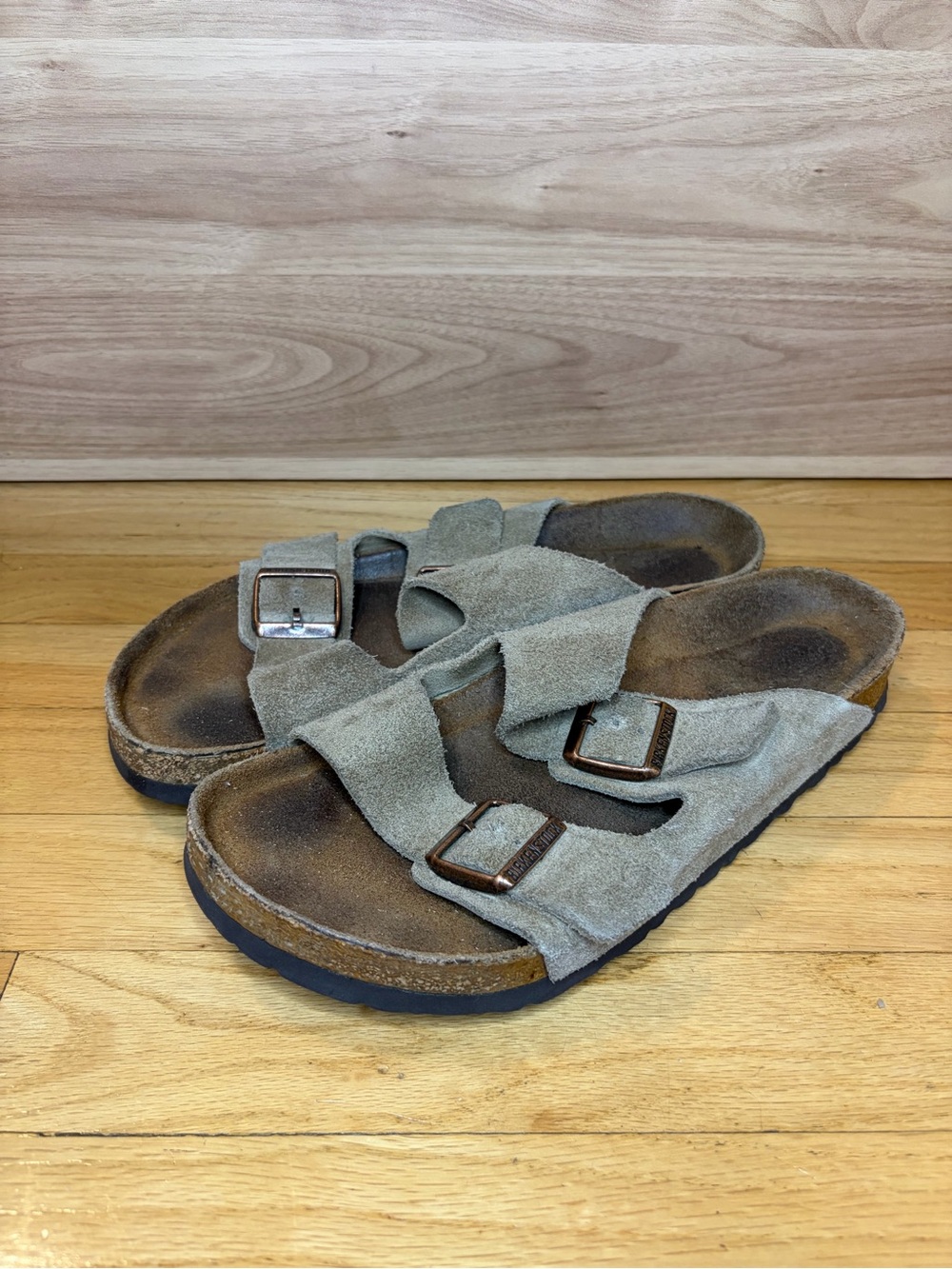 Birkenstock Arizona Suede Leather Sandals in Taupe - Size 43